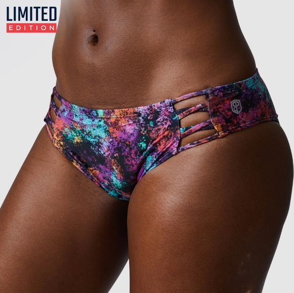 💦BORN PRIMATIVE Top: Island (Orchid) Bottom: Primative (Rainbow Dust) - Picture 11 of 12